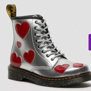 Doc Martens kids 1460 LACE UP BOOTS Hearts & Metallic Silver Size 13